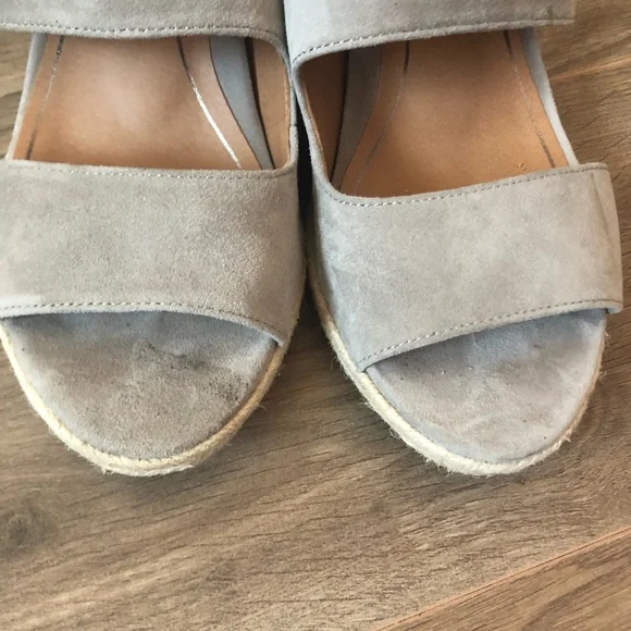 Vionic Wedges size 9.5 - Picture 3 of 7